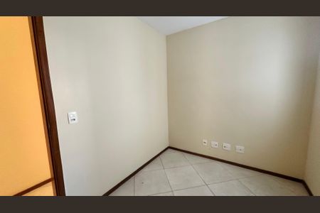 Apartamento para alugar com 100m², 3 quartos e 1 vaga Apartamento para alugar com 100m², 3 quartos e 1 vagaQuarto de Serviço