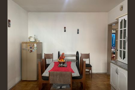 Casa à venda com 126m², 3 quartos e 3 vagas Casa à venda com 126m², 3 quartos e 3 vagasCozinha