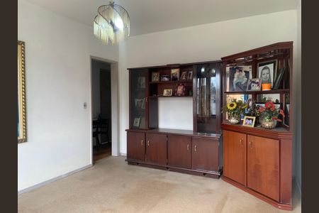 Casa à venda com 126m², 3 quartos e 3 vagas Casa à venda com 126m², 3 quartos e 3 vagasSala