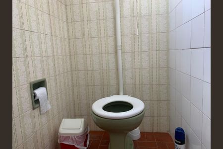 Casa à venda com 126m², 3 quartos e 3 vagas Casa à venda com 126m², 3 quartos e 3 vagasBanheiro 2