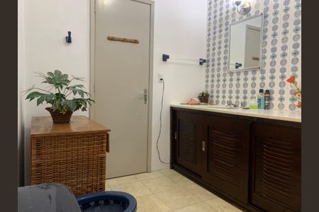 Casa à venda com 126m², 3 quartos e 3 vagas Casa à venda com 126m², 3 quartos e 3 vagasBanheiro 1