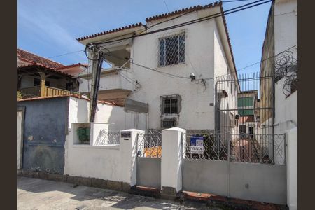 Casa à venda com 129m², 4 quartos e 4 vagasFachada