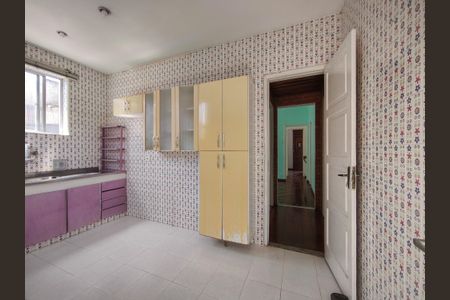 Casa à venda com 129m², 4 quartos e 4 vagasCozinha