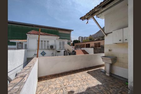 Casa à venda com 129m², 4 quartos e 4 vagasTerraço