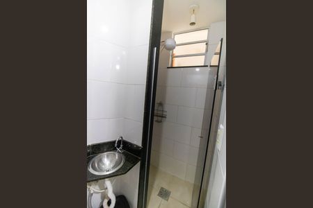 Apartamento à venda com 65m², 2 quartos e sem vaga Apartamento à venda com 65m², 2 quartos e sem vagaBanheiro de serviço