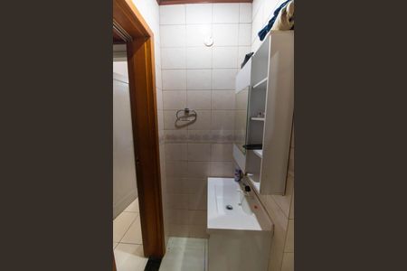 Apartamento à venda com 65m², 2 quartos e sem vaga Apartamento à venda com 65m², 2 quartos e sem vagaBanheiro