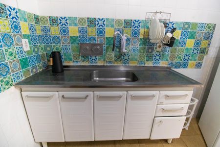 Apartamento à venda com 65m², 2 quartos e sem vaga Apartamento à venda com 65m², 2 quartos e sem vagaCozinha