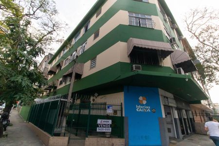 Apartamento à venda com 65m², 2 quartos e sem vaga Apartamento à venda com 65m², 2 quartos e sem vagaPlaquinha