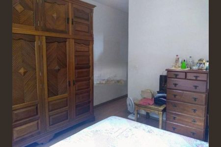 Casa à venda com 3 quartos, 225m² em Vila Pires, Santo André