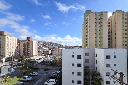 Apartamento à venda com 44m², 2 quartos e 1 vaga Apartamento à venda com 44m², 2 quartos e 1 vagaVista do Quarto 2