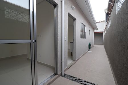 Casa à venda com 100m², 2 quartos e 3 vagasQuintal