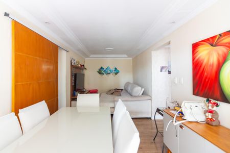 Sala  de apartamento à venda com 2 quartos, 61m² em Veloso, Osasco
