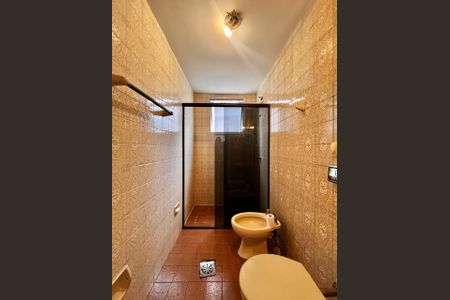 Banheiro de apartamento para alugar com 1 quarto, 48m² em Botafogo, Campinas