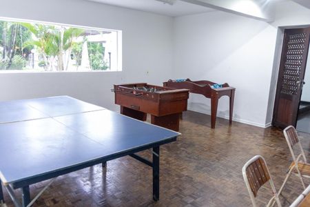 Apartamento à venda com 75m², 3 quartos e 1 vaga Apartamento à venda com 75m², 3 quartos e 1 vagaSalão de jogos