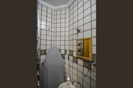 Apartamento à venda com 75m², 3 quartos e 1 vaga Apartamento à venda com 75m², 3 quartos e 1 vagaBanheiro de serviço