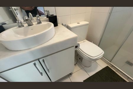 Apartamento à venda com 78m², 2 quartos e 1 vagaBanheiro da Suíte