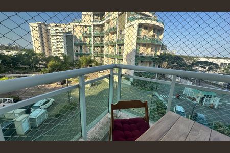 Apartamento à venda com 78m², 2 quartos e 1 vagaVaranda