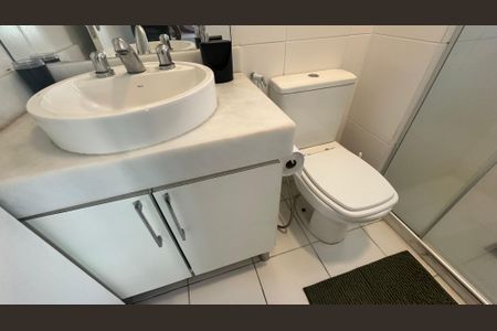 Apartamento à venda com 78m², 2 quartos e 1 vagaBanheiro da Suíte