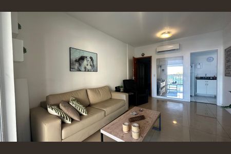 Sala de apartamento para alugar com 2 quartos, 78m² em Barra da Tijuca, Rio de Janeiro