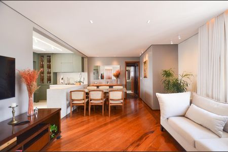 Sala  de apartamento à venda com 3 quartos, 100m² em São Pedro, Belo Horizonte