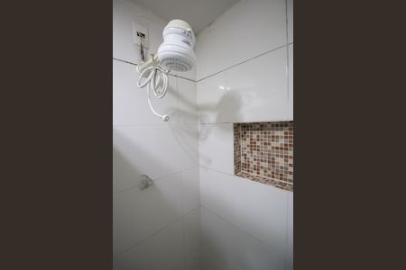 Casa para alugar com 60m², 2 quartos e 2 vagas Casa para alugar com 60m², 2 quartos e 2 vagasBanheiro da Suíte 1