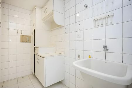 Casa para alugar com 154m², 3 quartos e 1 vaga Casa para alugar com 154m², 3 quartos e 1 vagaLavanderia