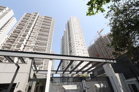 Apartamento à venda com 69m², 2 quartos e 1 vagaFachada