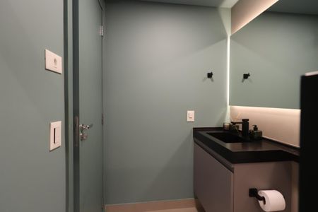 Apartamento à venda com 69m², 2 quartos e 1 vagaBanheiro Social