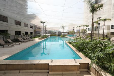 Apartamento à venda com 69m², 2 quartos e 1 vagaÁrea comum - Piscina