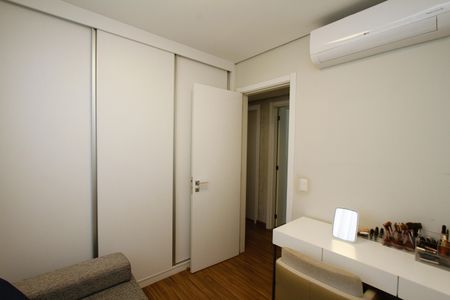 Apartamento à venda com 83m², 3 quartos e 2 vagasQuarto 1