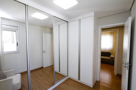 Apartamento à venda com 83m², 3 quartos e 2 vagasQuarto 2