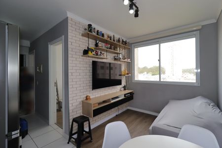 Sala de apartamento para alugar com 2 quartos, 35m² em Parque São Vicente, Santo André
