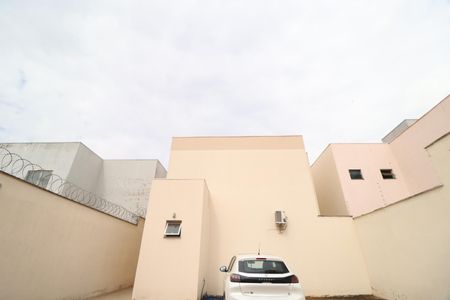 Apartamento para alugar com 50m², 2 quartos e 1 vagaFachada