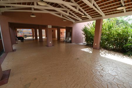 Casa de condomínio à venda com 180m², 5 quartos e 4 vagasÁrea comum - Salão de festas