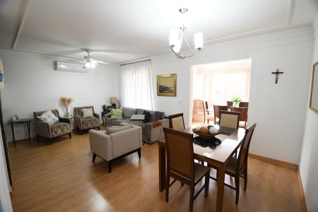 Sala de casa de condomínio à venda com 5 quartos, 180m² em Parque Alto Taquaral, Campinas