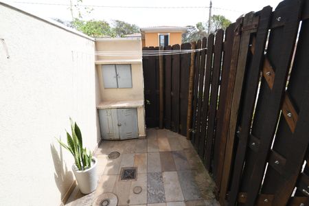 Casa de condomínio à venda com 180m², 5 quartos e 4 vagasÁrea de Serviço
