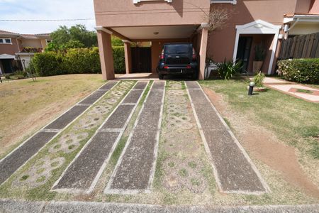 Casa de condomínio à venda com 180m², 5 quartos e 4 vagasGaragem