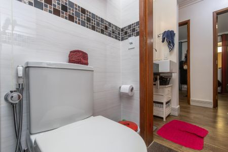 Apartamento à venda com 88m², 3 quartos e 1 vaga Apartamento à venda com 88m², 3 quartos e 1 vagaBanheiro Social