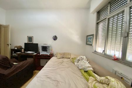 Quarto 1 de apartamento à venda com 3 quartos, 140m² em Copacabana, Rio de Janeiro