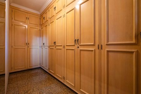 Closet da Suíte 1 de casa para alugar com 4 quartos, 300m² em Sumaré, São Paulo