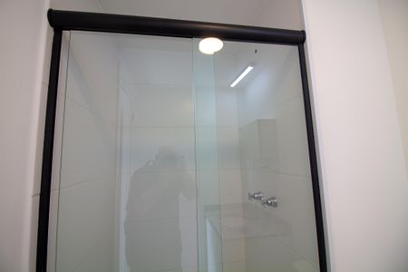 Apartamento para alugar com 63m², 2 quartos e 1 vaga Apartamento para alugar com 63m², 2 quartos e 1 vagaBanheiro da Suíte