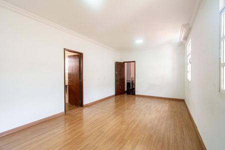 Apartamento à venda com 110m², 2 quartos e 1 vagaSala