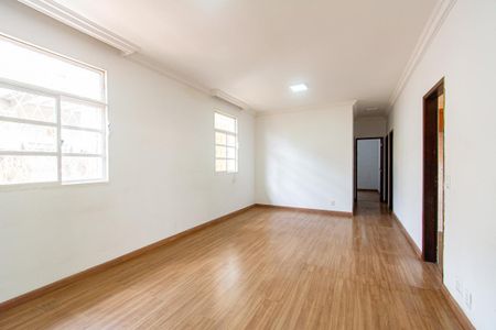 Sala de apartamento à venda com 2 quartos, 110m² em Sagrada Família, Belo Horizonte