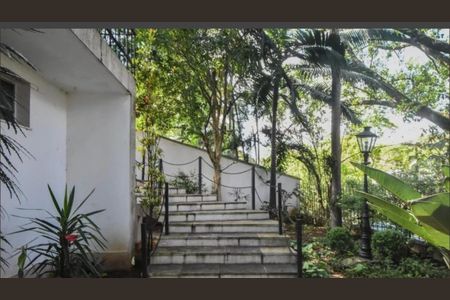 Casa para alugar com 4 quartos, 635m² em Jardim Marajoara, São Paulo