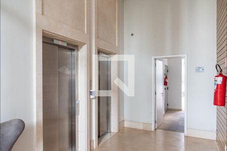 Studio para alugar com 45m², 1 quarto e sem vaga Studio para alugar com 45m², 1 quarto e sem vagaElevador