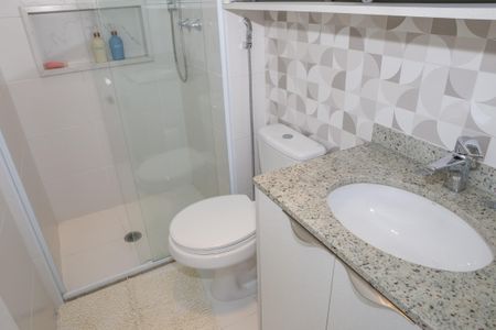 Apartamento à venda com 69m², 2 quartos e 1 vagaBanheiro da Suíte