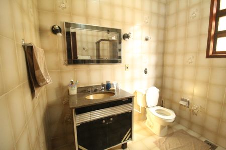 Casa para alugar com 599m², 6 quartos e 6 vagasBanheiro social 2