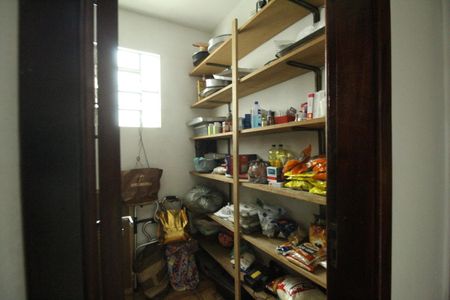 Casa para alugar com 599m², 6 quartos e 6 vagasDespensa