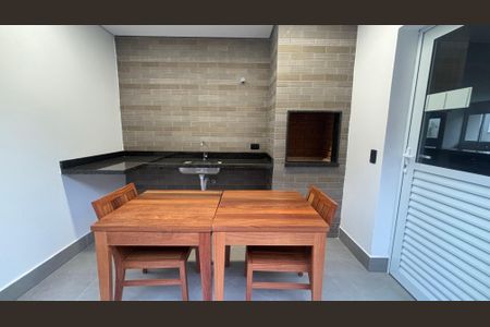 Apartamento à venda com 84m², 3 quartos e 1 vaga Apartamento à venda com 84m², 3 quartos e 1 vagaÁrea comum