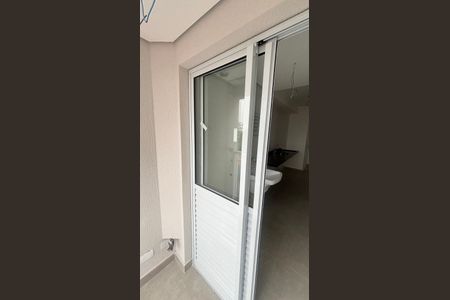 Apartamento à venda com 84m², 3 quartos e 1 vaga Apartamento à venda com 84m², 3 quartos e 1 vagaVaranda da Área de Serviço